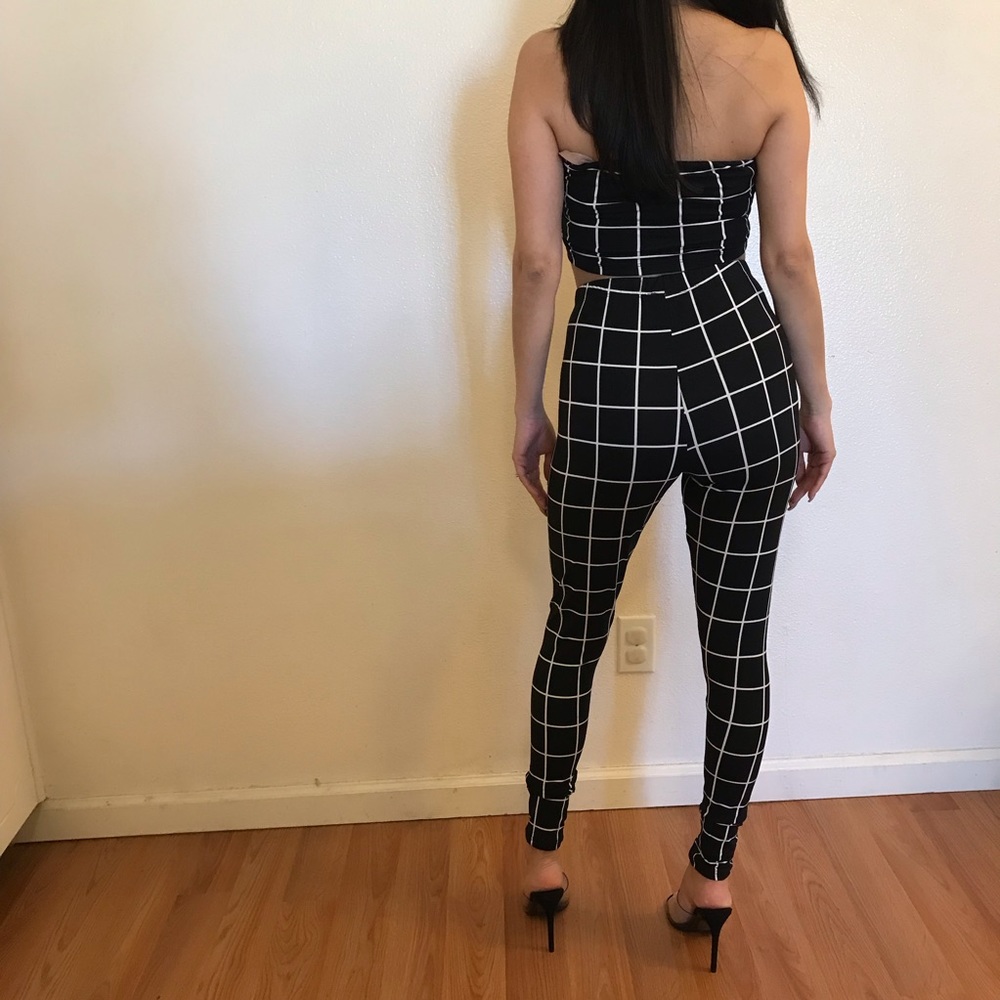 Carmin Black & White Leggings & Tube Top Set - Picture 6 of 8